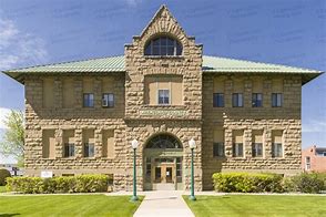 Wheatland County Courthouse